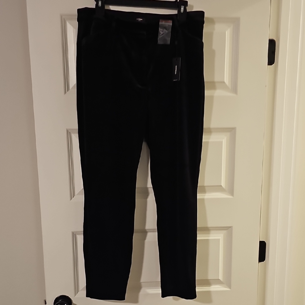 Black Editor Velvet Pants